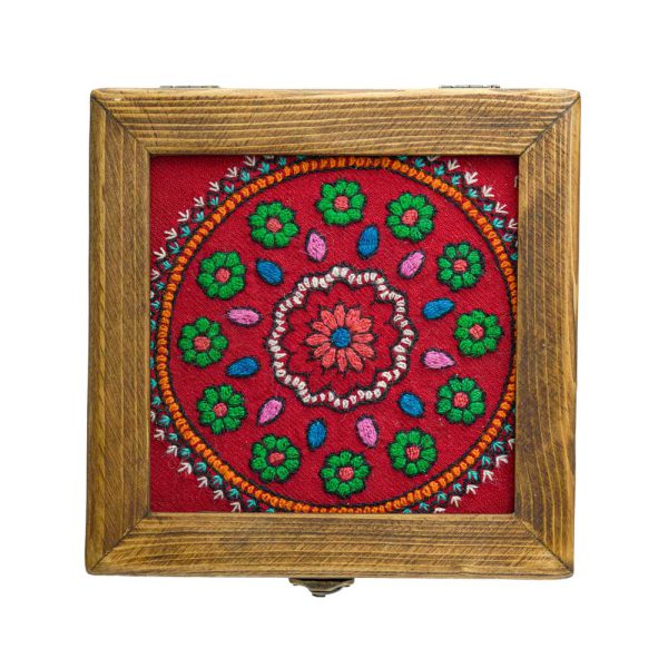 جعبه چوبی طرح پته کرمان