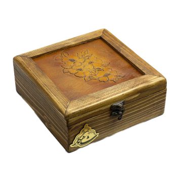 جعبه کادویی طرح چرم و چوب